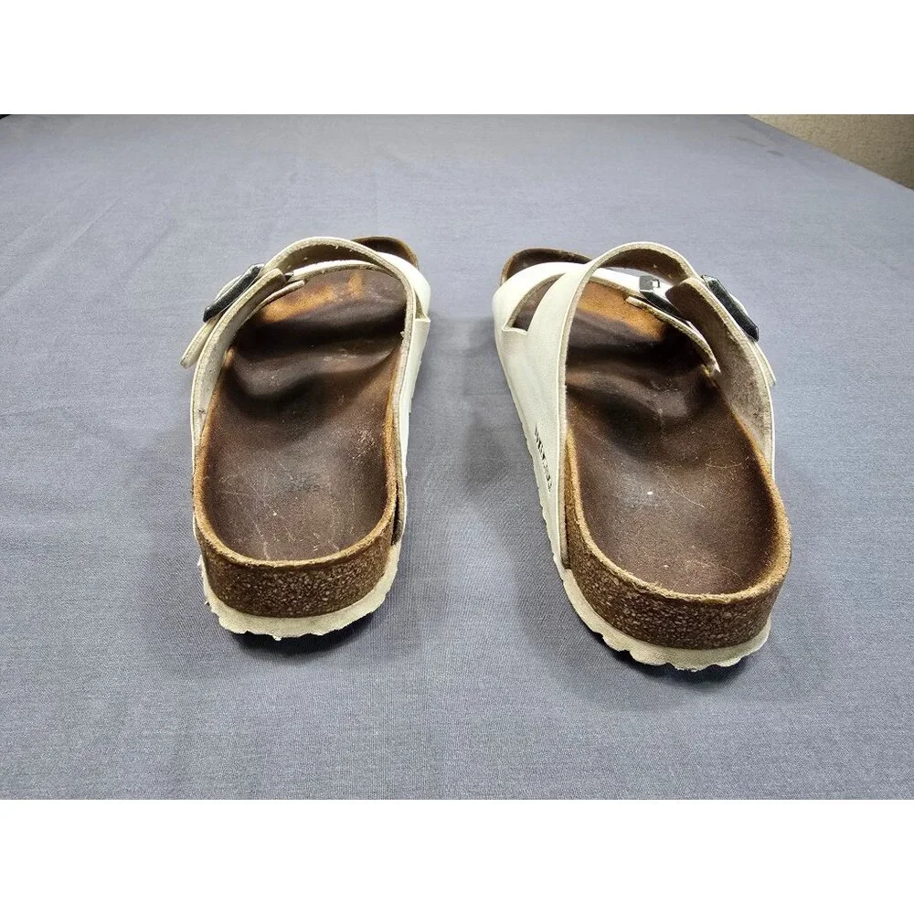 Birkenstock Size 39 Womens Arizona White Leather Sandals Big Buckle - Picture 4 of 8